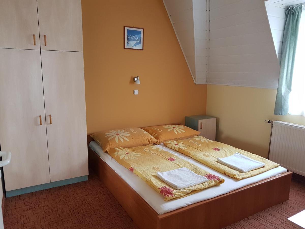 Richie Ii. Apartman Apartment Siofok Luaran gambar